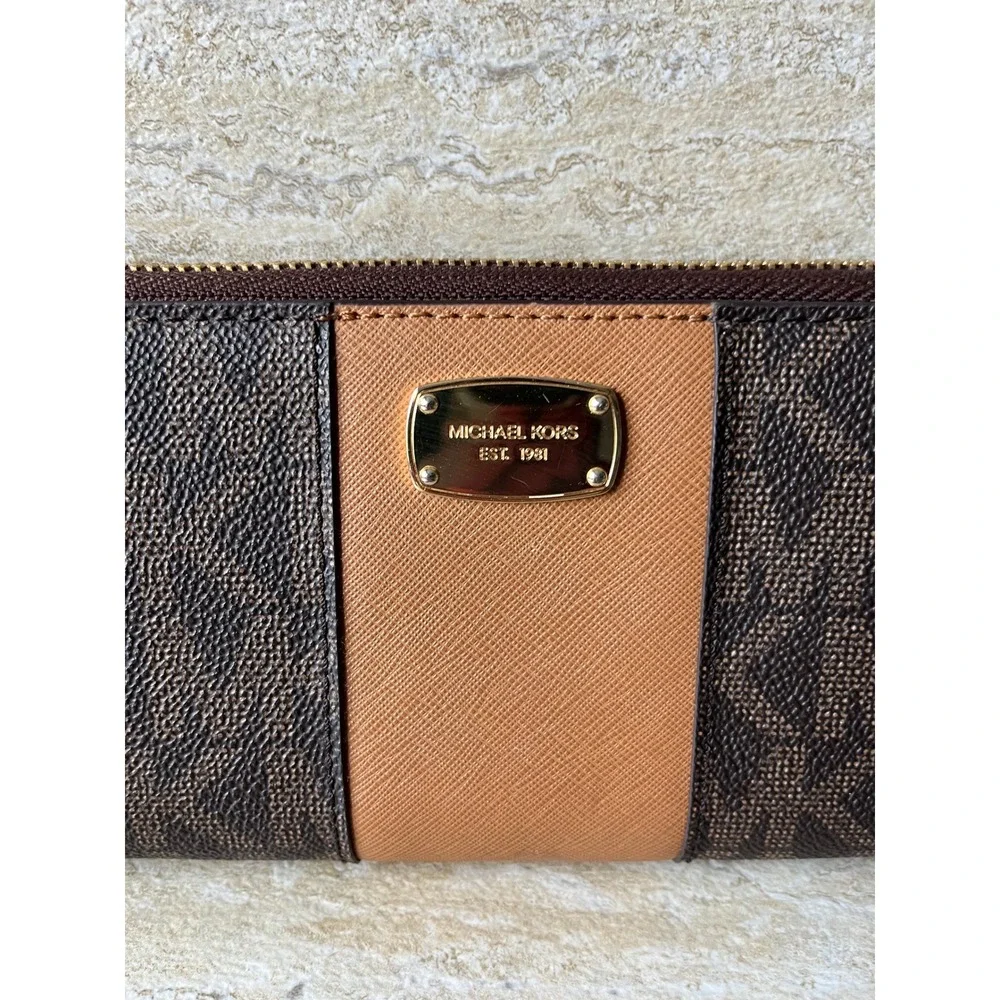 Michael Kors Wristlet Wallet Womens One Size Brown Signature Logo Zip Around
